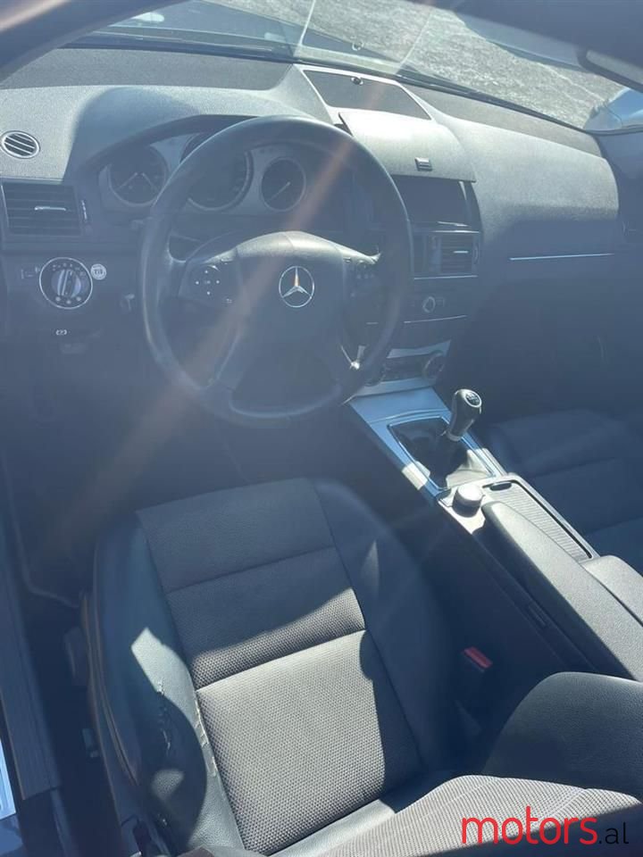 2008' Mercedes-Benz 200 photo #6