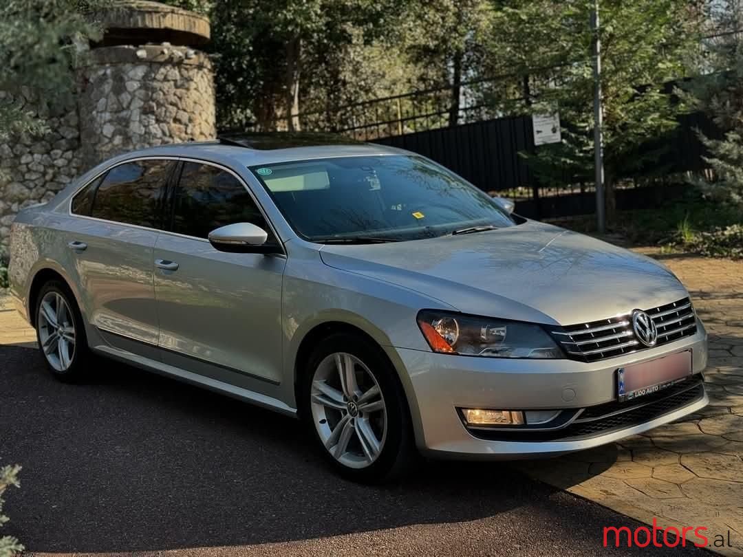 2013' Volkswagen Golf photo #5