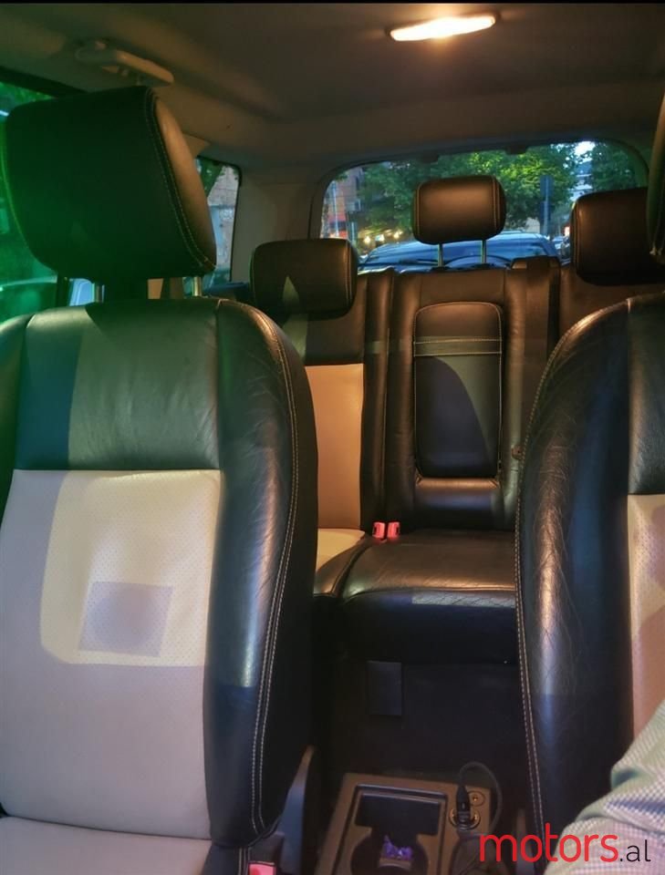 2009' Land Rover Freelander photo #6