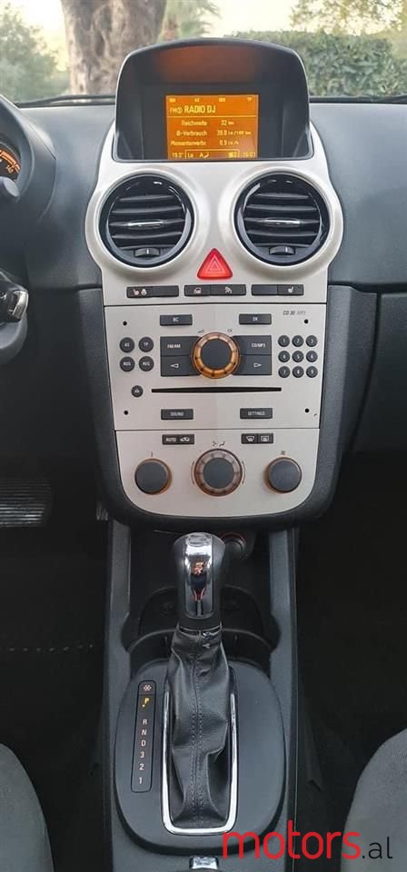 2008' Opel Corsa photo #5