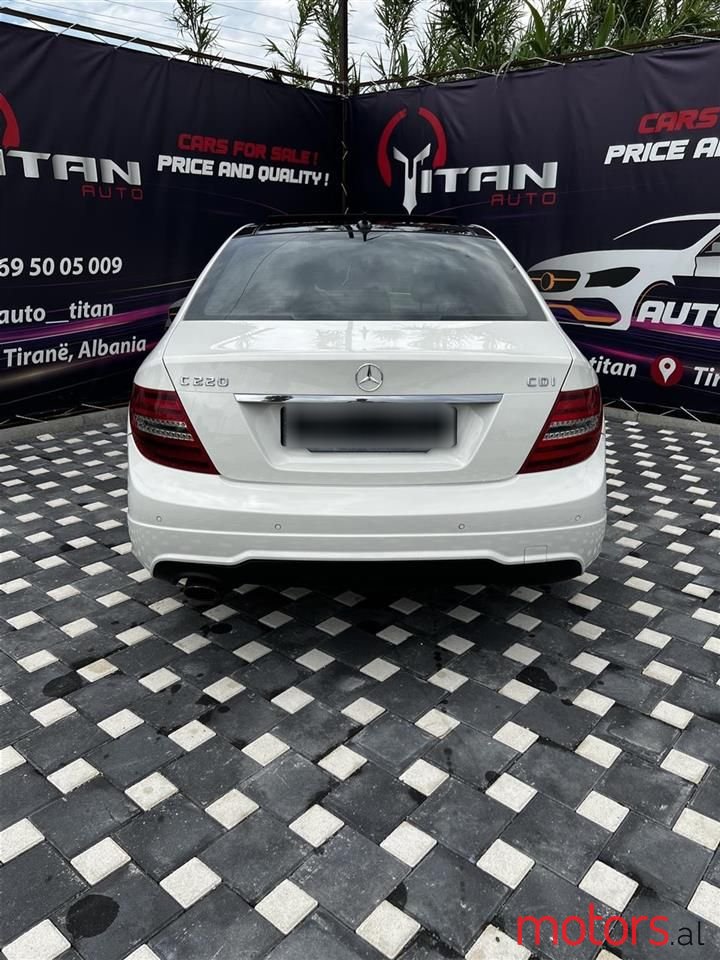 2013' Mercedes-Benz C 220 photo #5