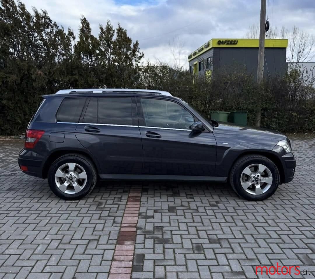 2009' Mercedes-Benz GLK 220 photo #5
