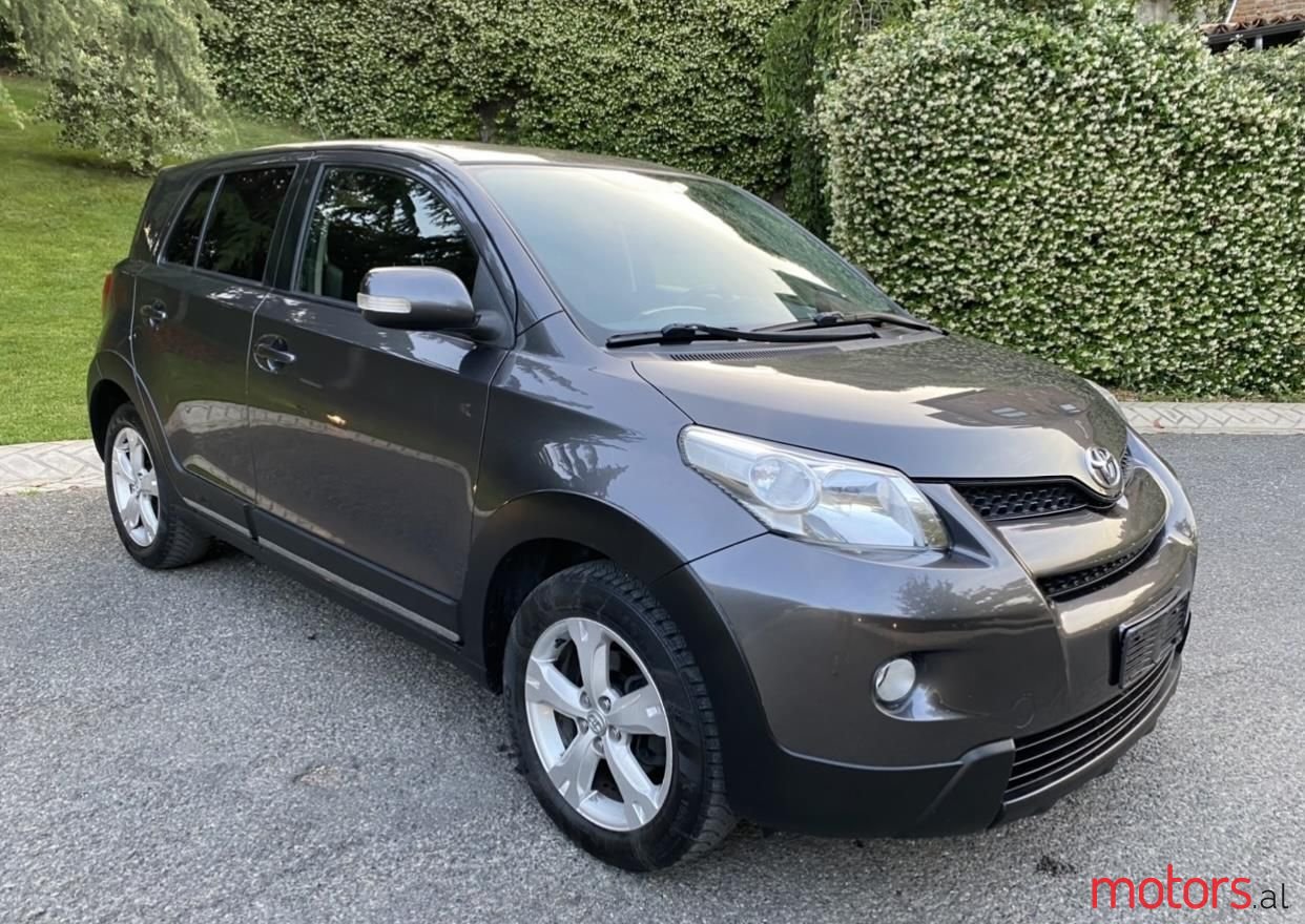 2010' Toyota Urban Cruiser photo #5