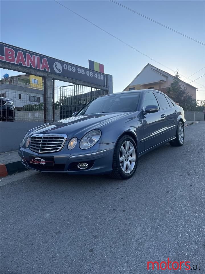 2007' Mercedes-Benz E 280 photo #1