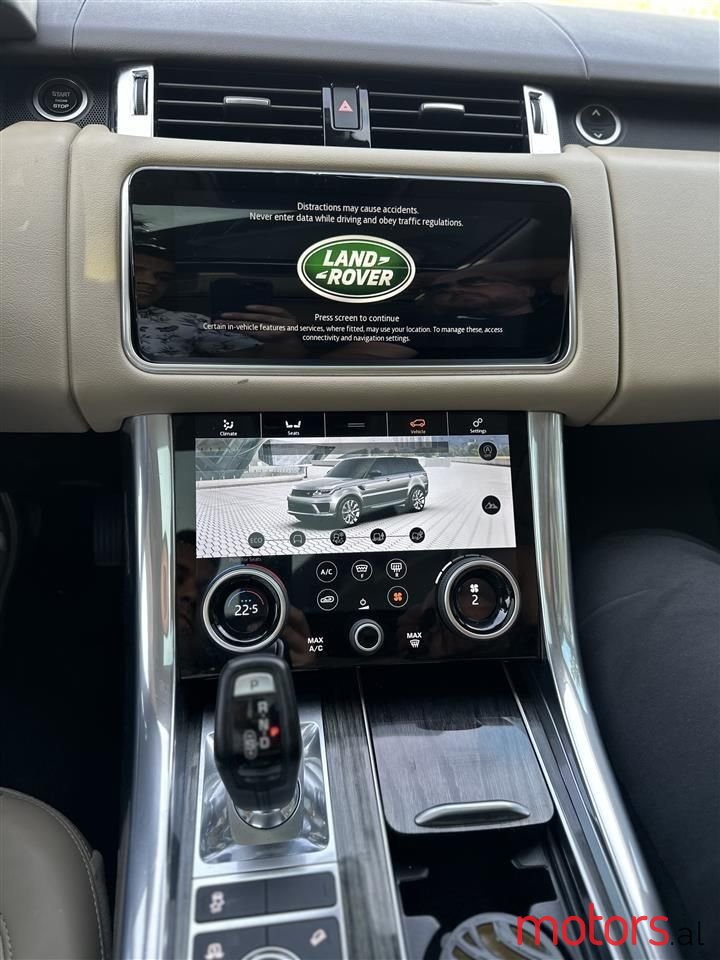 2018' Land Rover Range Rover Sport photo #5