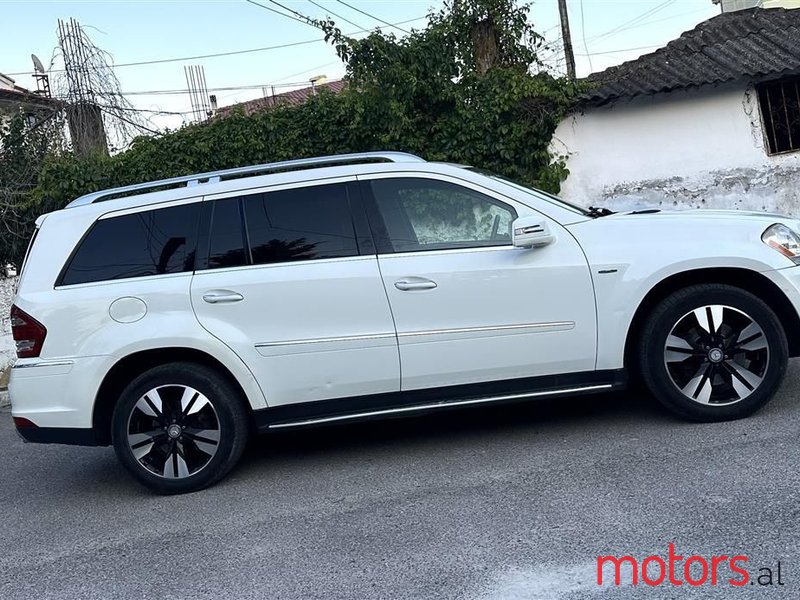 2011' Mercedes-Benz GL 350 photo #4
