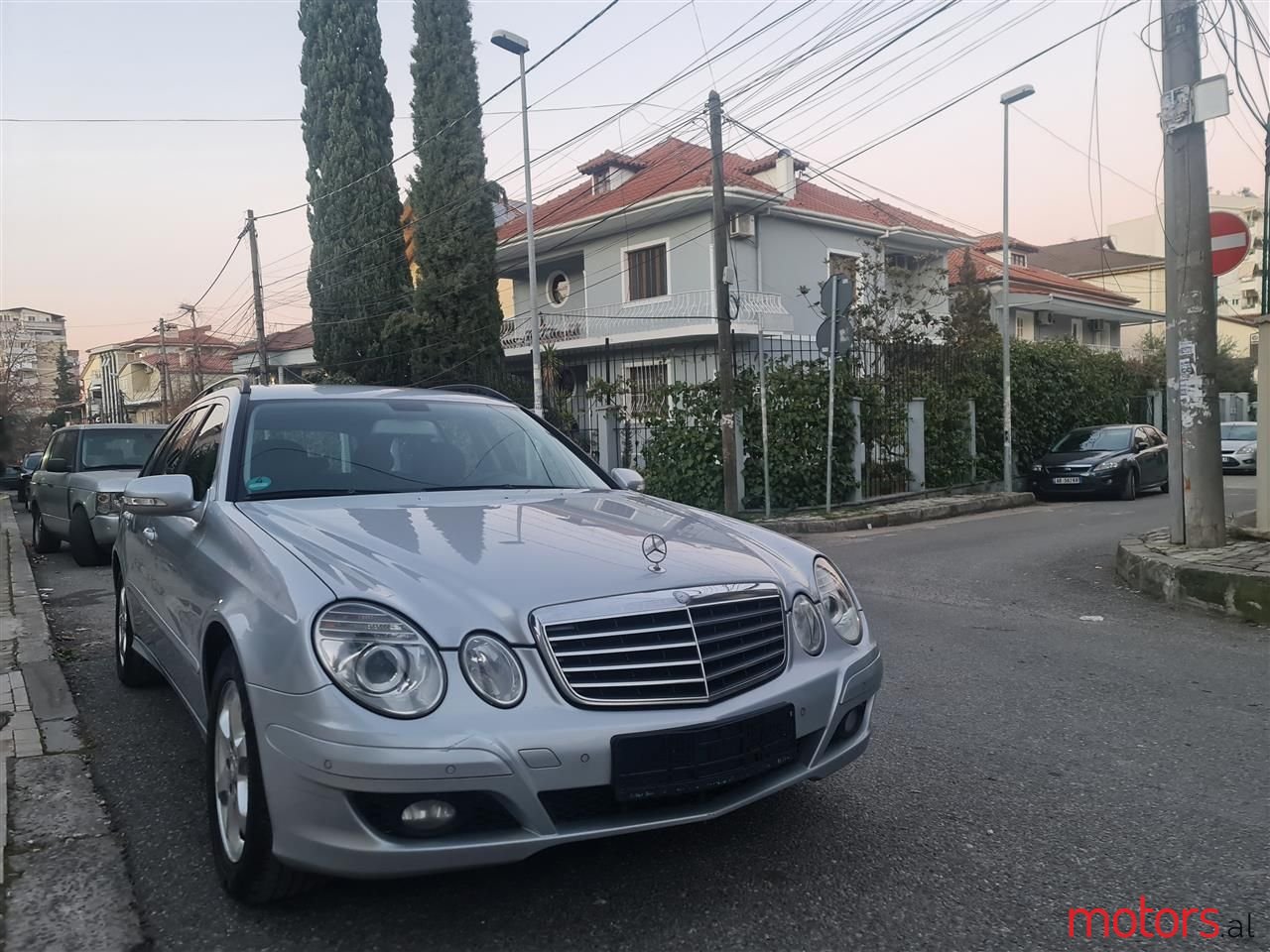 2009' Mercedes-Benz E 220 photo #3