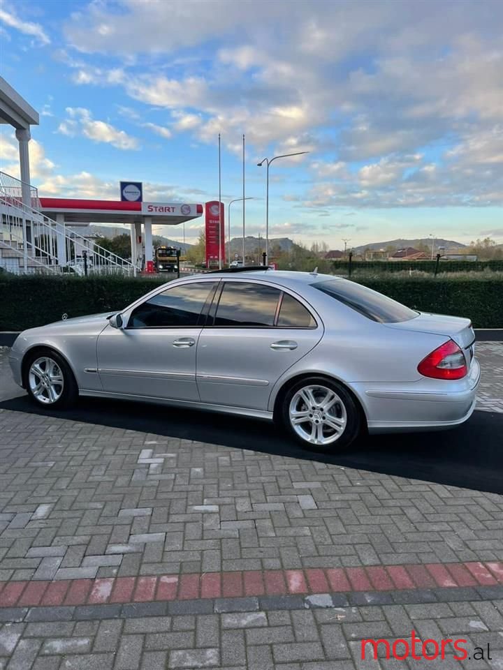 2007' Mercedes-Benz E 280 photo #2