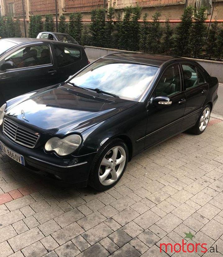 2002' Mercedes-Benz C 220 photo #1