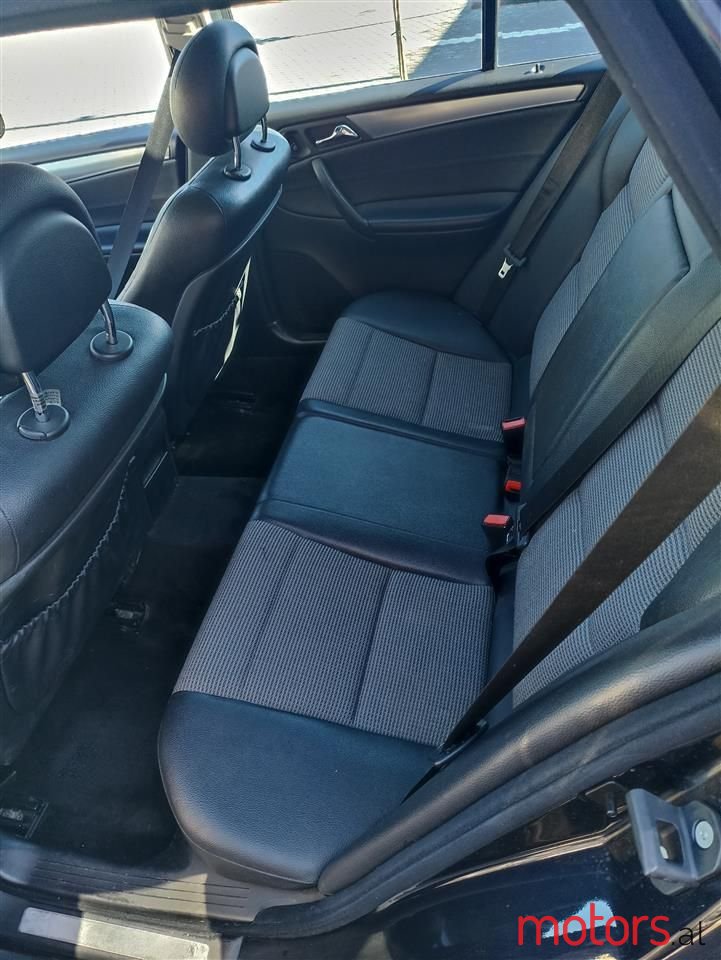 2005' Mercedes-Benz C 200 photo #4