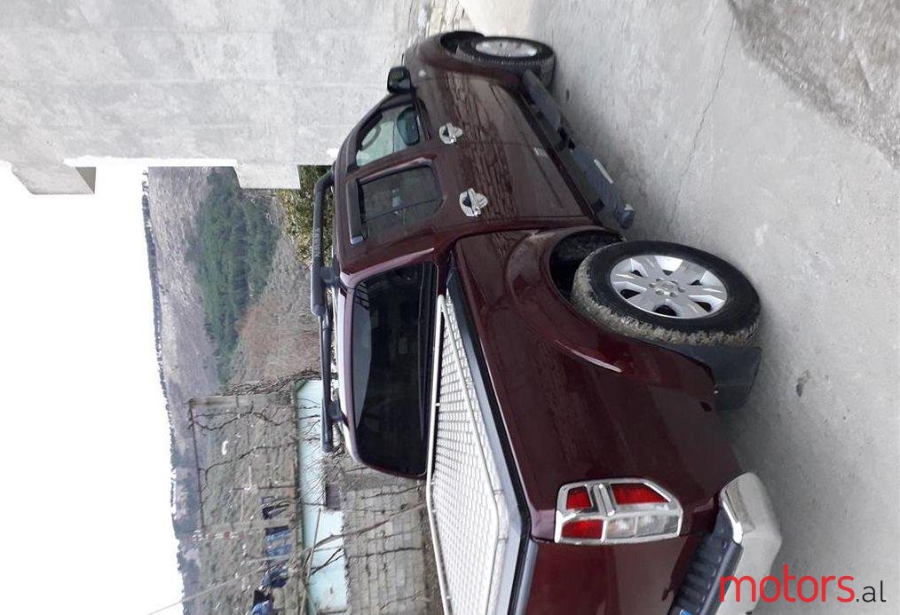 2006' Nissan Navara photo #1