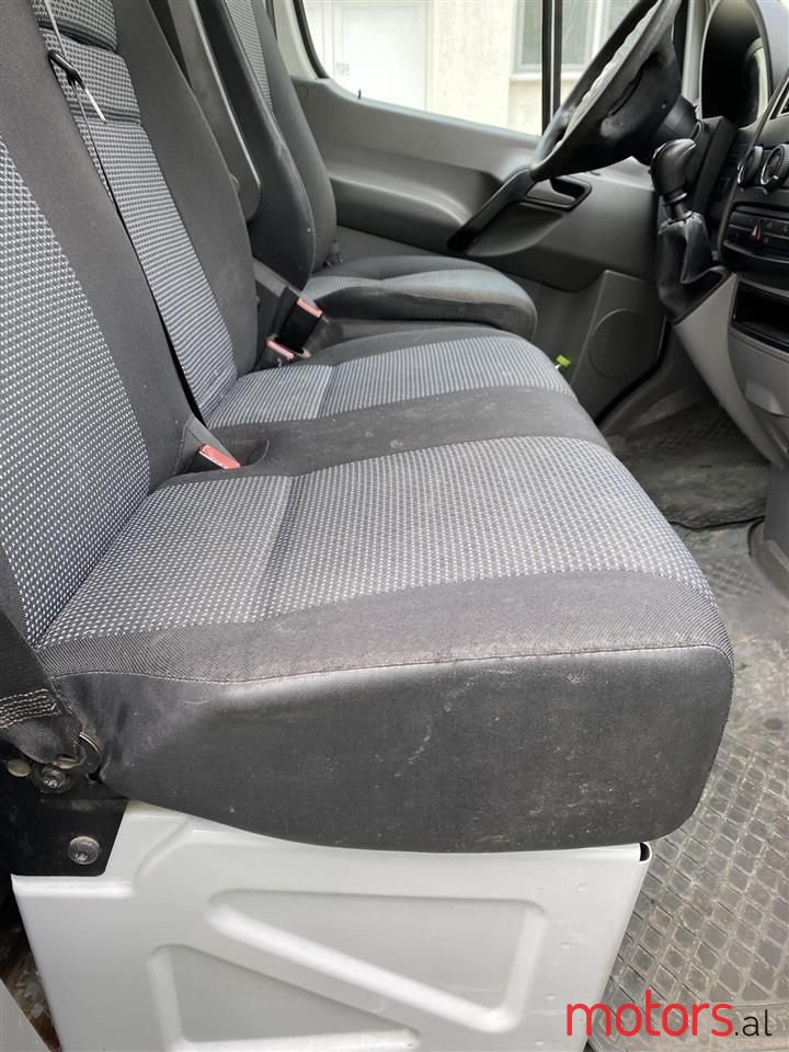 2010' Mercedes-Benz Sprinter photo #5