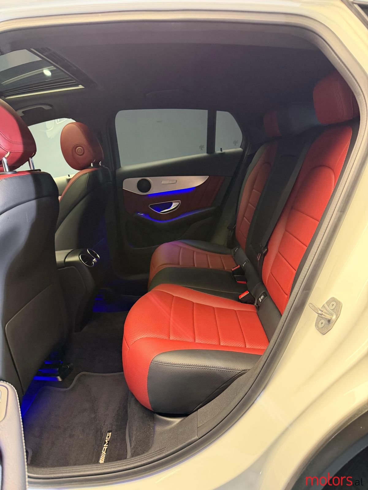 2021' Mercedes-Benz GLC 220 photo #3