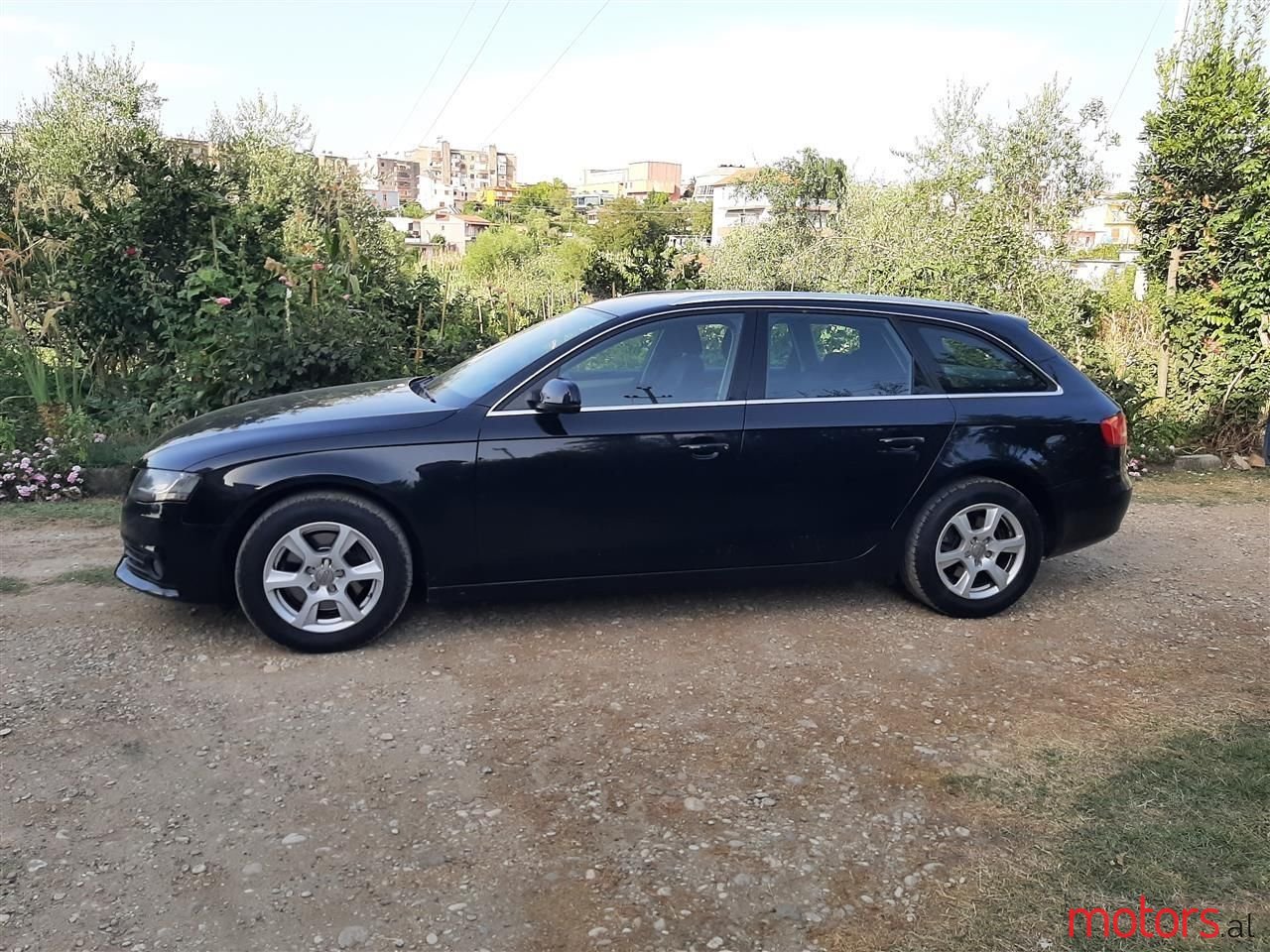 2011' Audi A4 photo #3