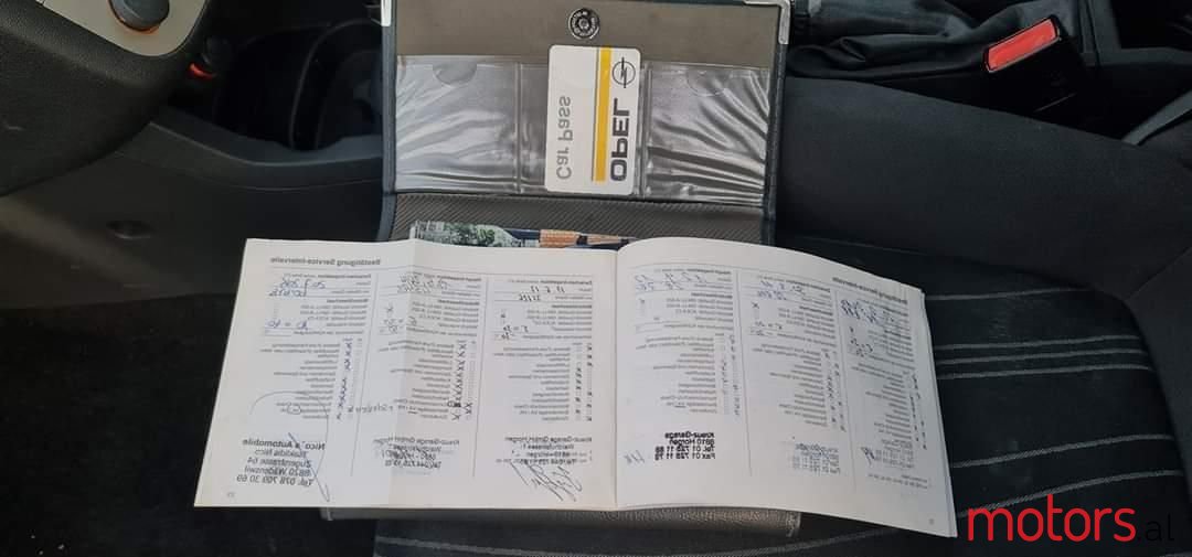 2008' Opel Corsa photo #4