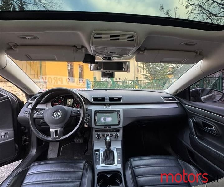 2013' Volkswagen Passat photo #3