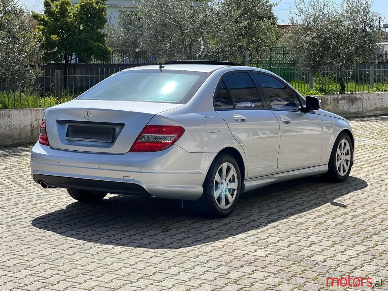 2008' Mercedes-Benz 200 photo #2