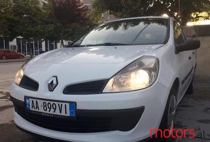 2008' Renault Clio photo #3