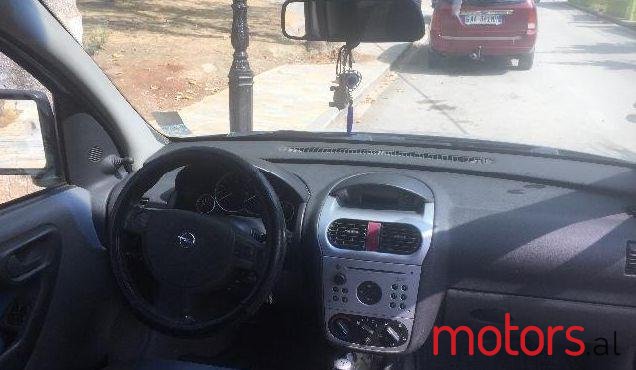 2003' Opel Combo photo #2