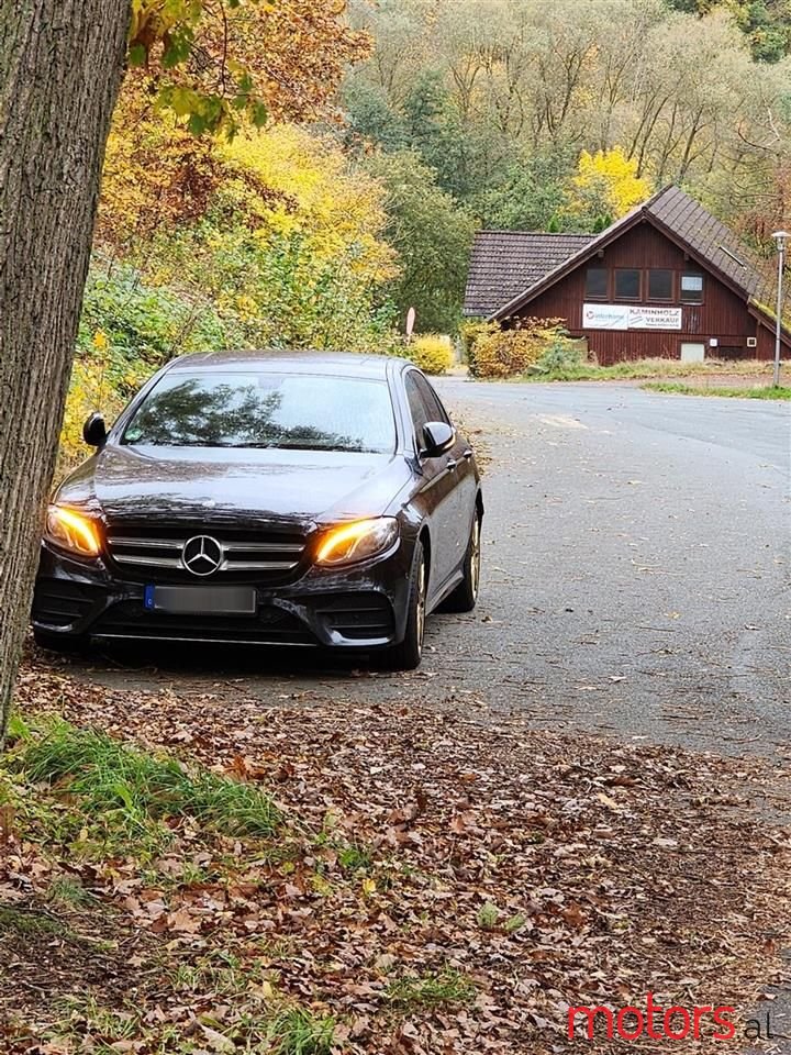 2016' Mercedes-Benz E 63 AMG photo #2