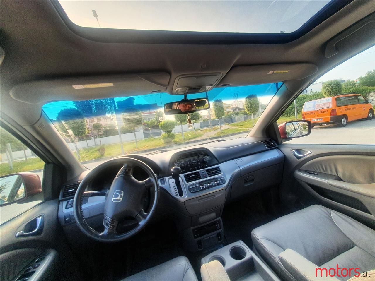 2010' Honda Odyssey photo #6