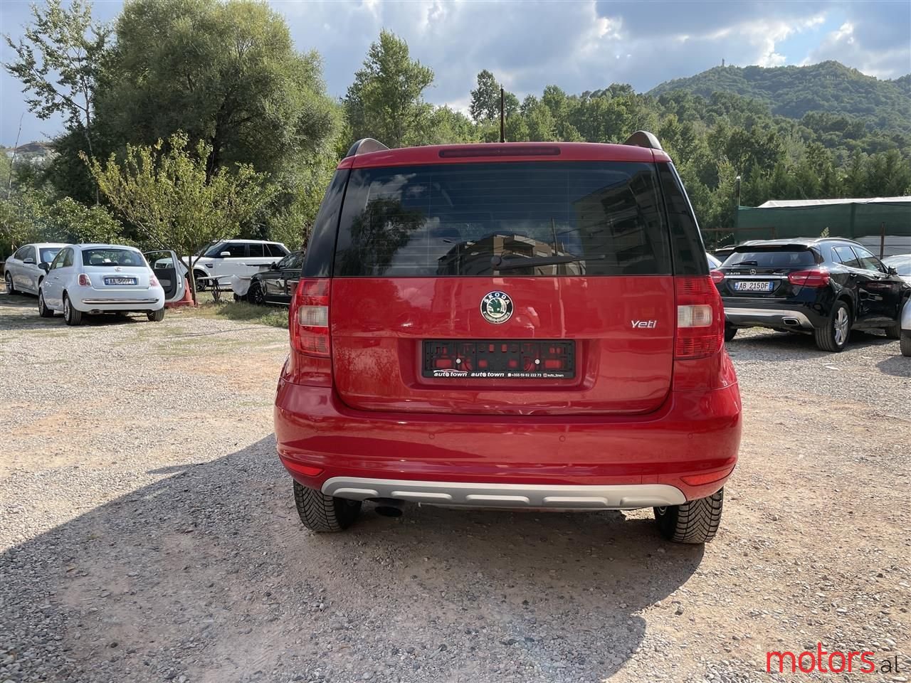 2012' Skoda Yeti photo #2