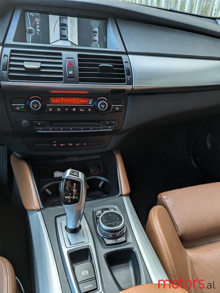 2011' BMW X6 photo #6