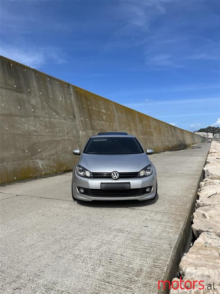 2013' Volkswagen Golf photo #2