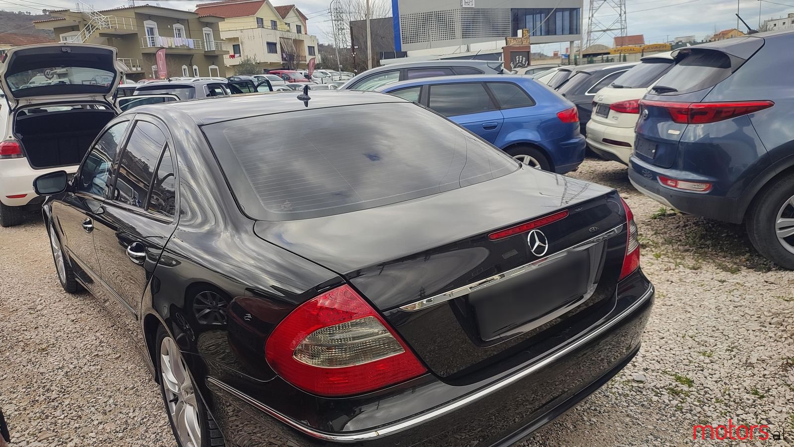 2008' Mercedes-Benz E 220 photo #5