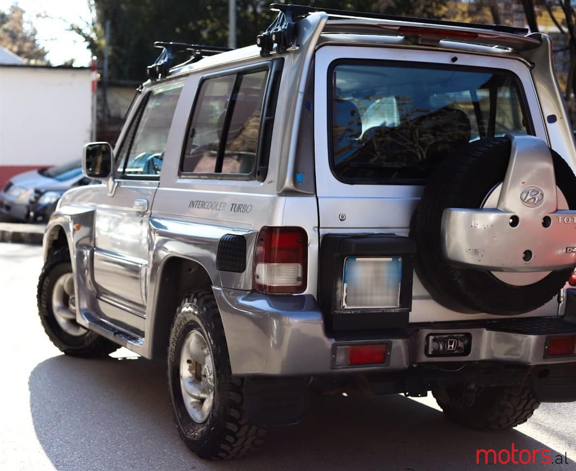 1999' Hyundai Galloper photo #3