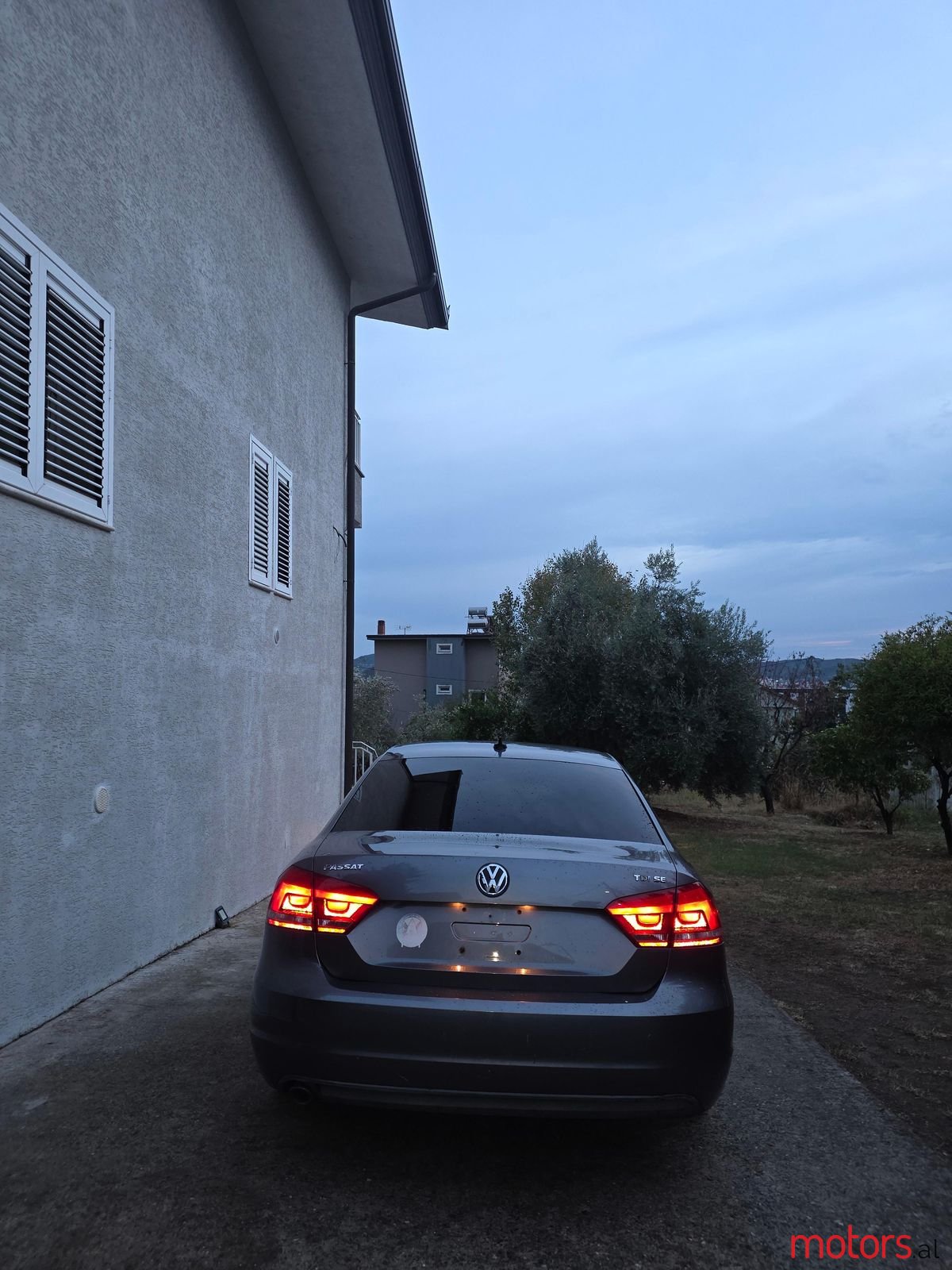 2013' Volkswagen Passat photo #3