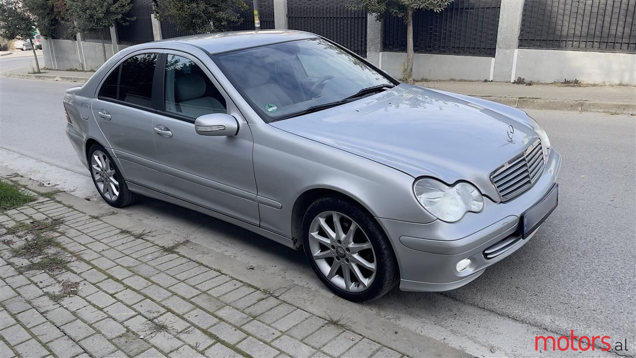 2005' Mercedes-Benz C 200 photo #6