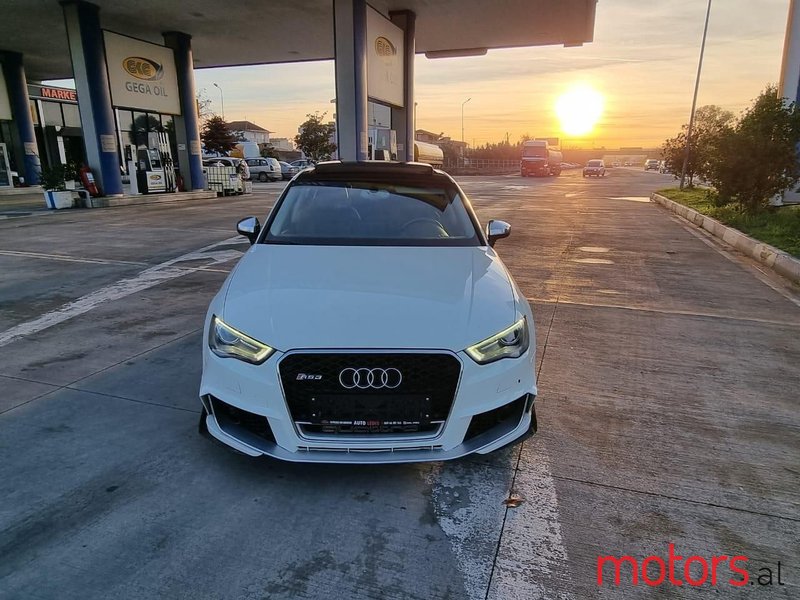 2013' Audi RS3 photo #1