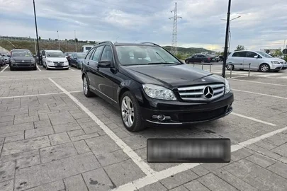 2008' Mercedes-Benz C 220