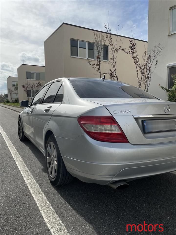 2008' Mercedes-Benz 220 photo #6