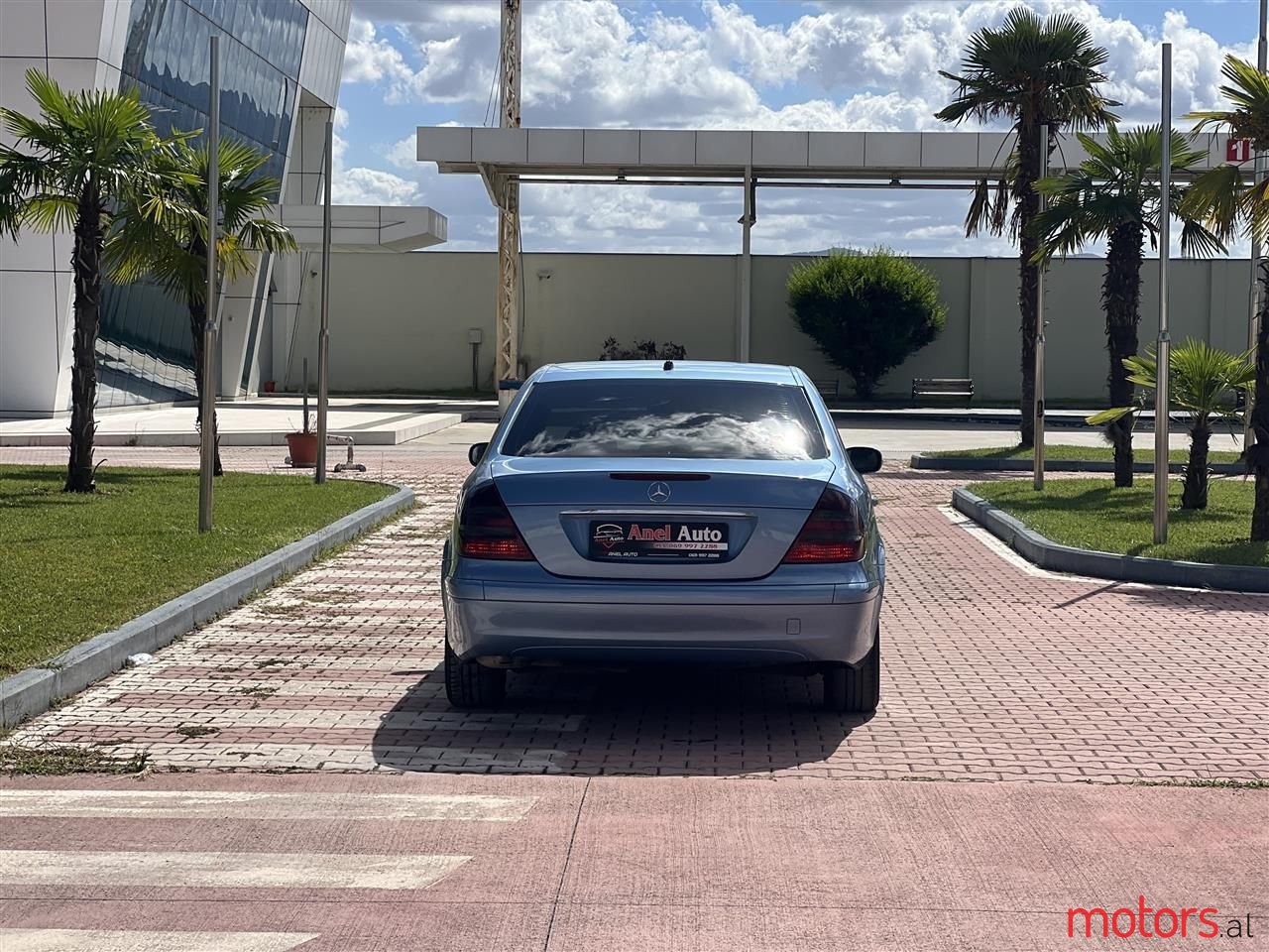 2005' Mercedes-Benz E 200 photo #3