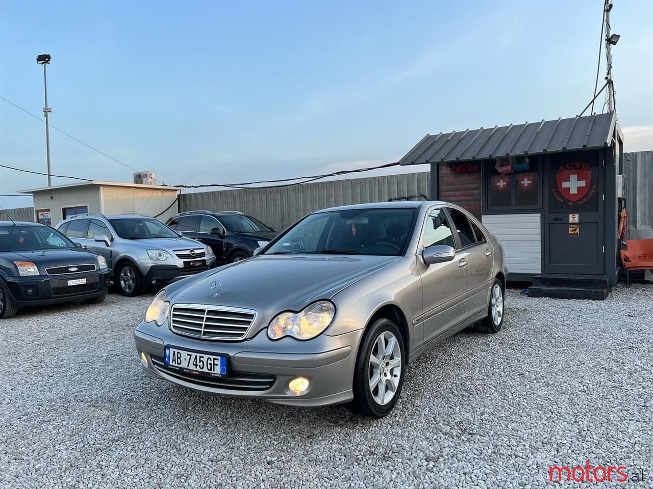 2005' Mercedes-Benz C 180 photo #1