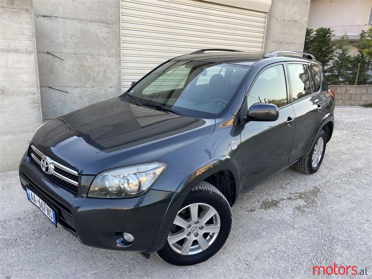 2006' Toyota RAV4 photo #1