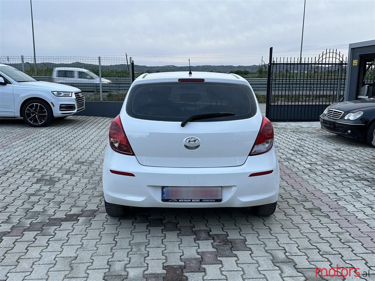 2013' Hyundai i20 photo #5