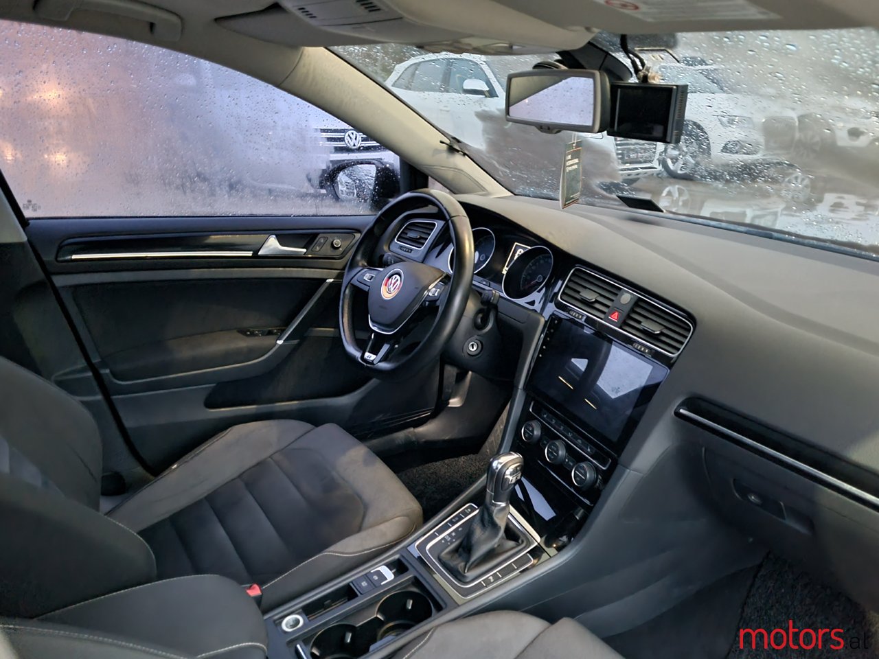 2014' Volkswagen Golf photo #6