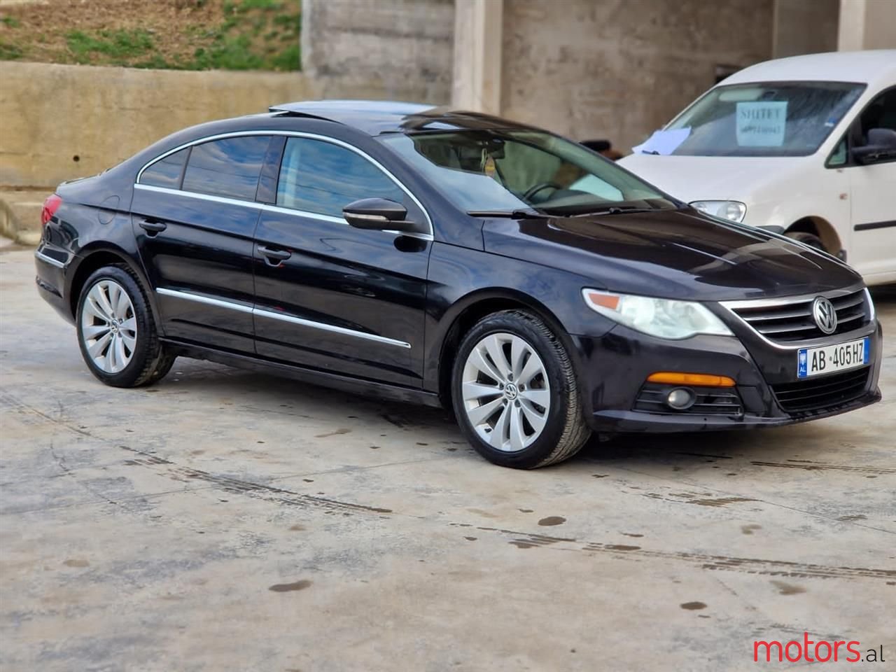 2010' Volkswagen Passat photo #4