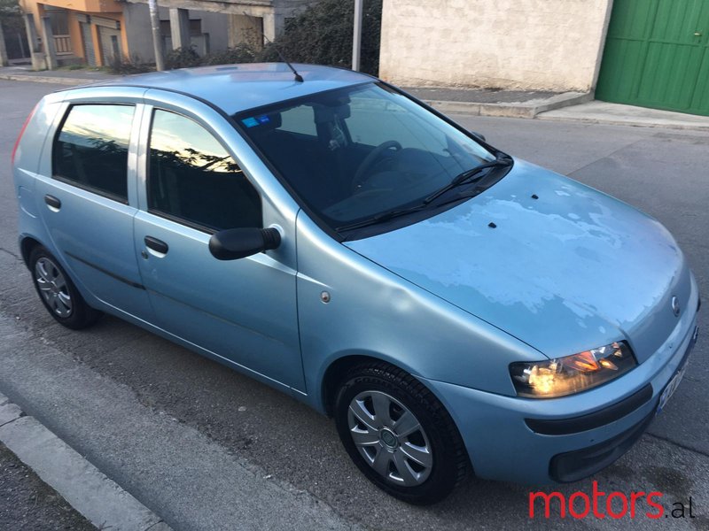 2000' Fiat Punto photo #1