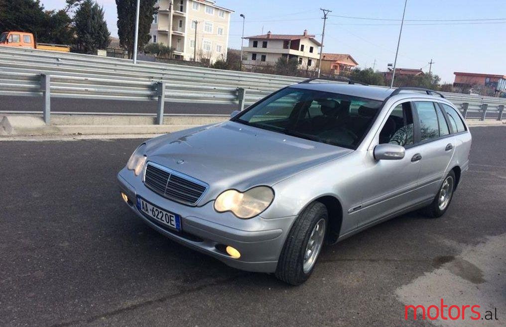 2003' Mercedes-Benz C 220 photo #2