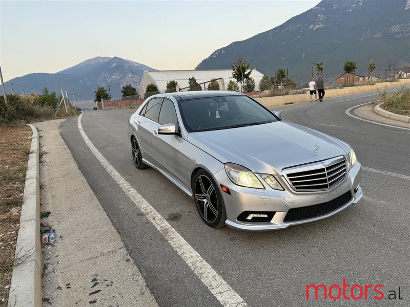 2010' Mercedes-Benz E 350 photo #3