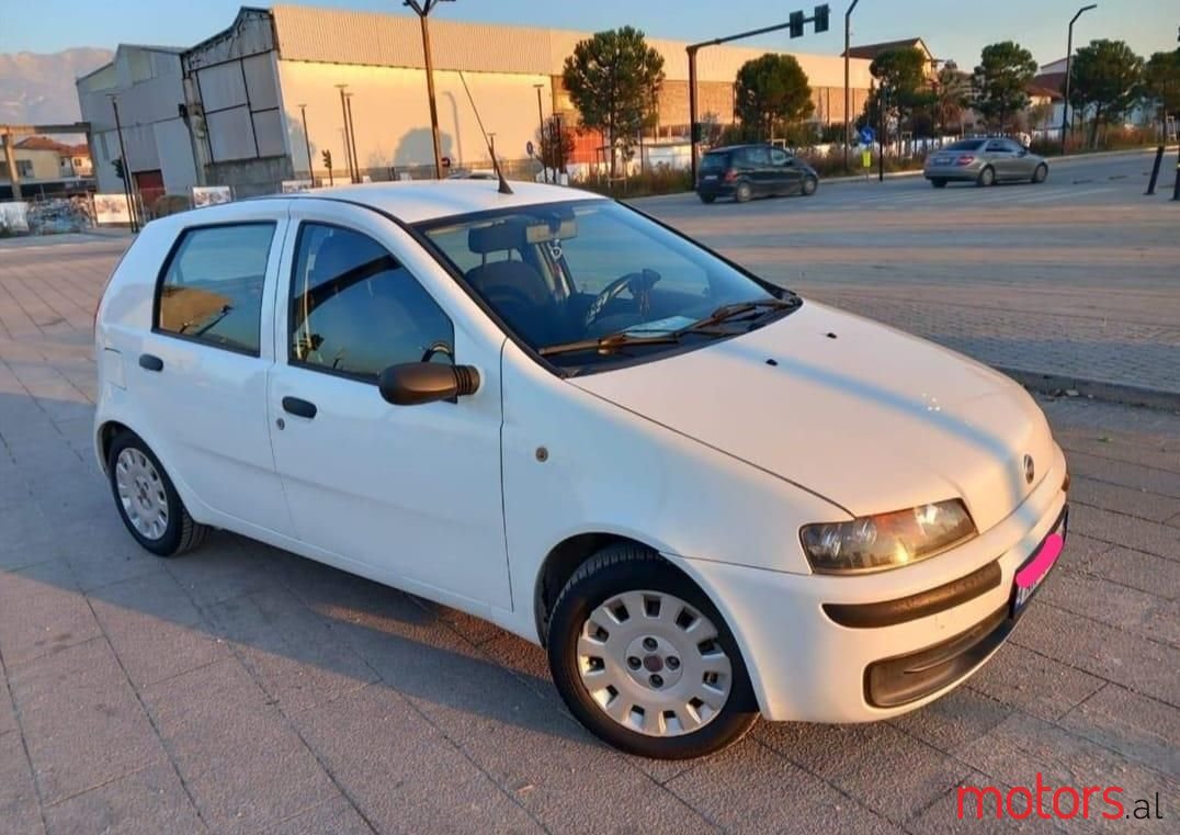 2003' Fiat Punto photo #2