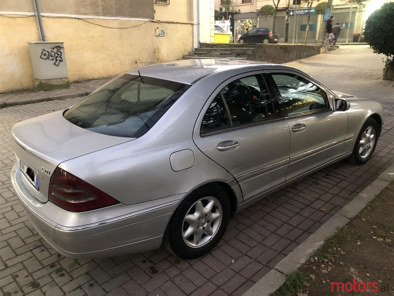2002' Mercedes-Benz C 220 photo #3