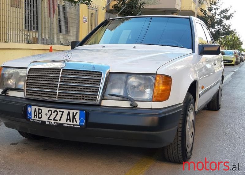 1988' Mercedes-Benz 200 photo #1