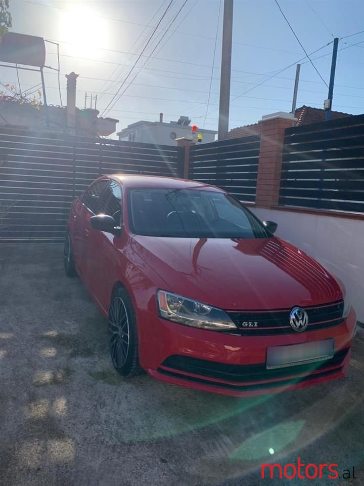 2015' Volkswagen Jetta photo #2