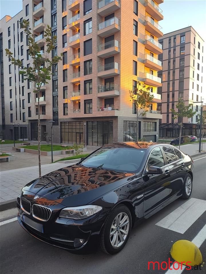 2012' BMW 520 photo #4