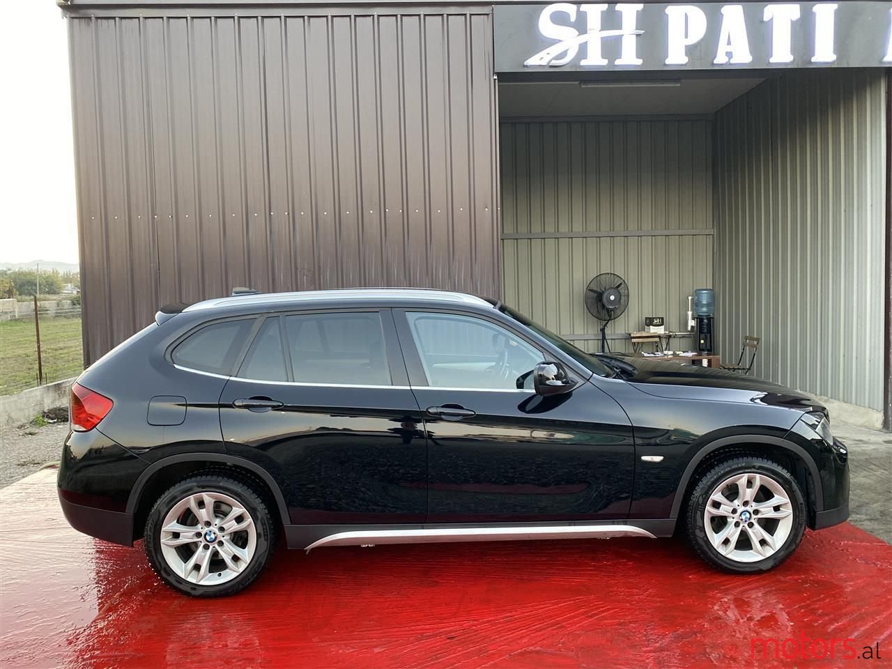 2010' BMW X1 photo #2